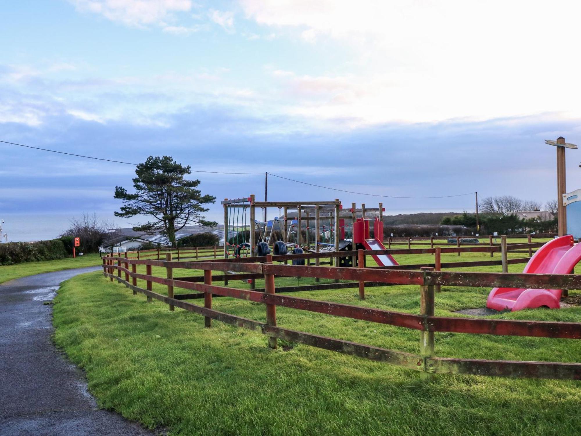 22 Holiday home Swansea